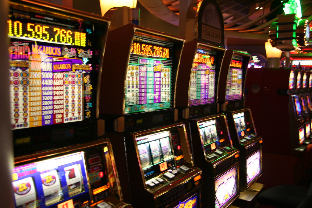 How to Play Your Favorite Online Slot Games