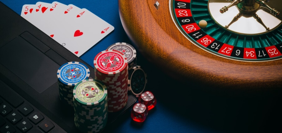 Why you should try once playing online casinos in lifetime